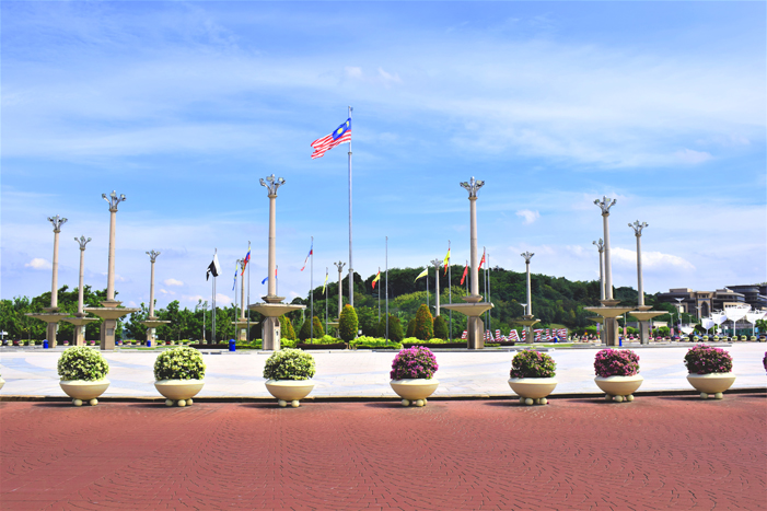 The 9 best places to visit in Putrajaya 2021 Dataran Putra, Putrajaya 