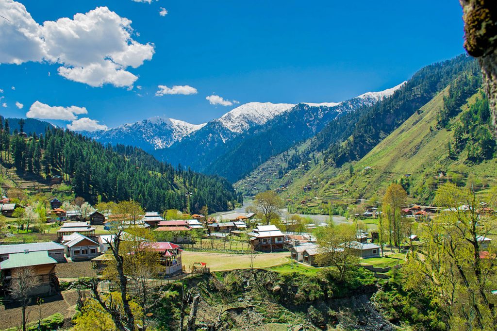 How to Travel to Kashmir