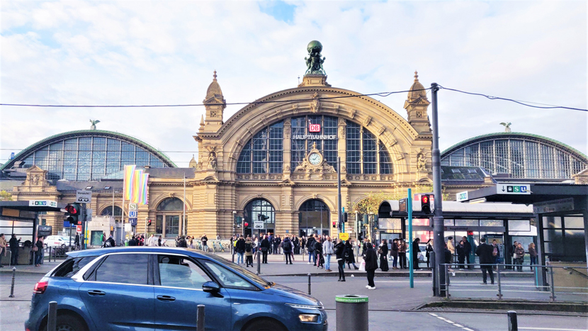 Frankfurt in half-day-top attractions, Frankfurt Central Station