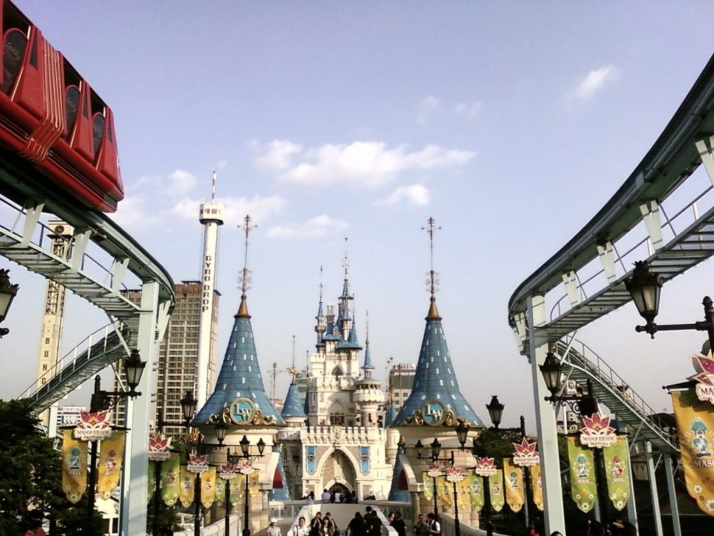 The 13 best places to visit in Seoul, Lotte World, Seoul