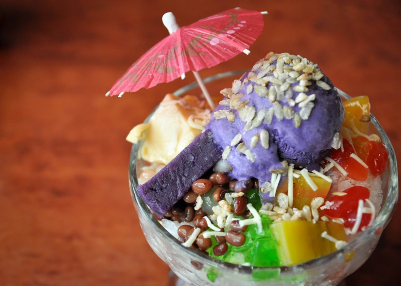 Halo-Halo