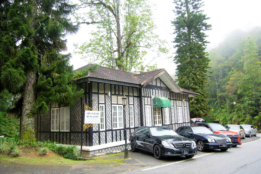 English-Style Bungalows