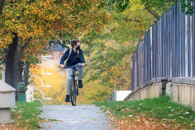 bicycling around the suburbs