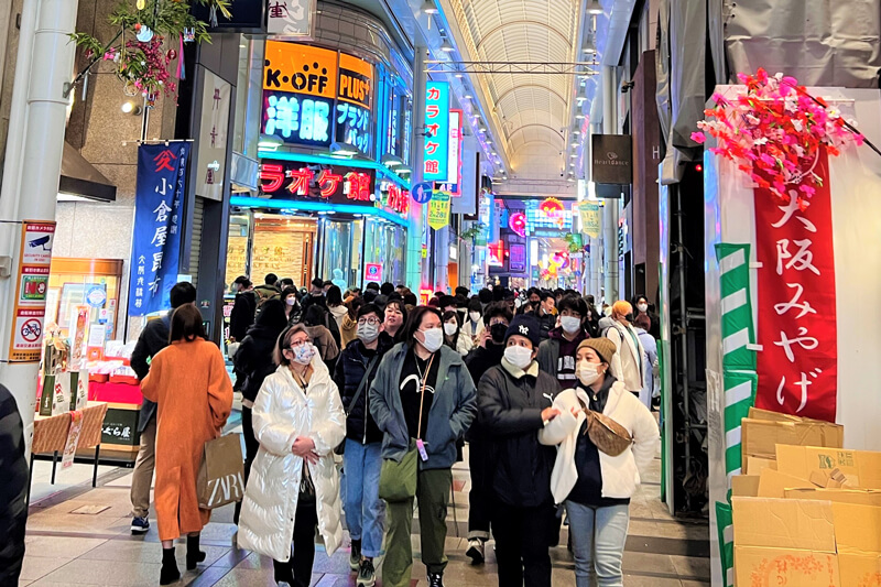 Shinsaibashi-suji-Shopping-Street