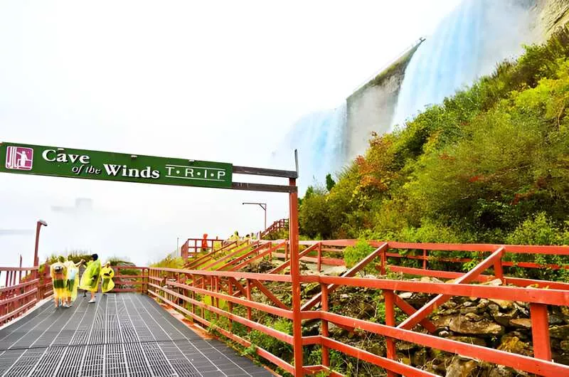 Ultimate Niagara Falls Travel Guide 2025 | Visiting Both Sides of the Falls 7 cave-of-the-winds